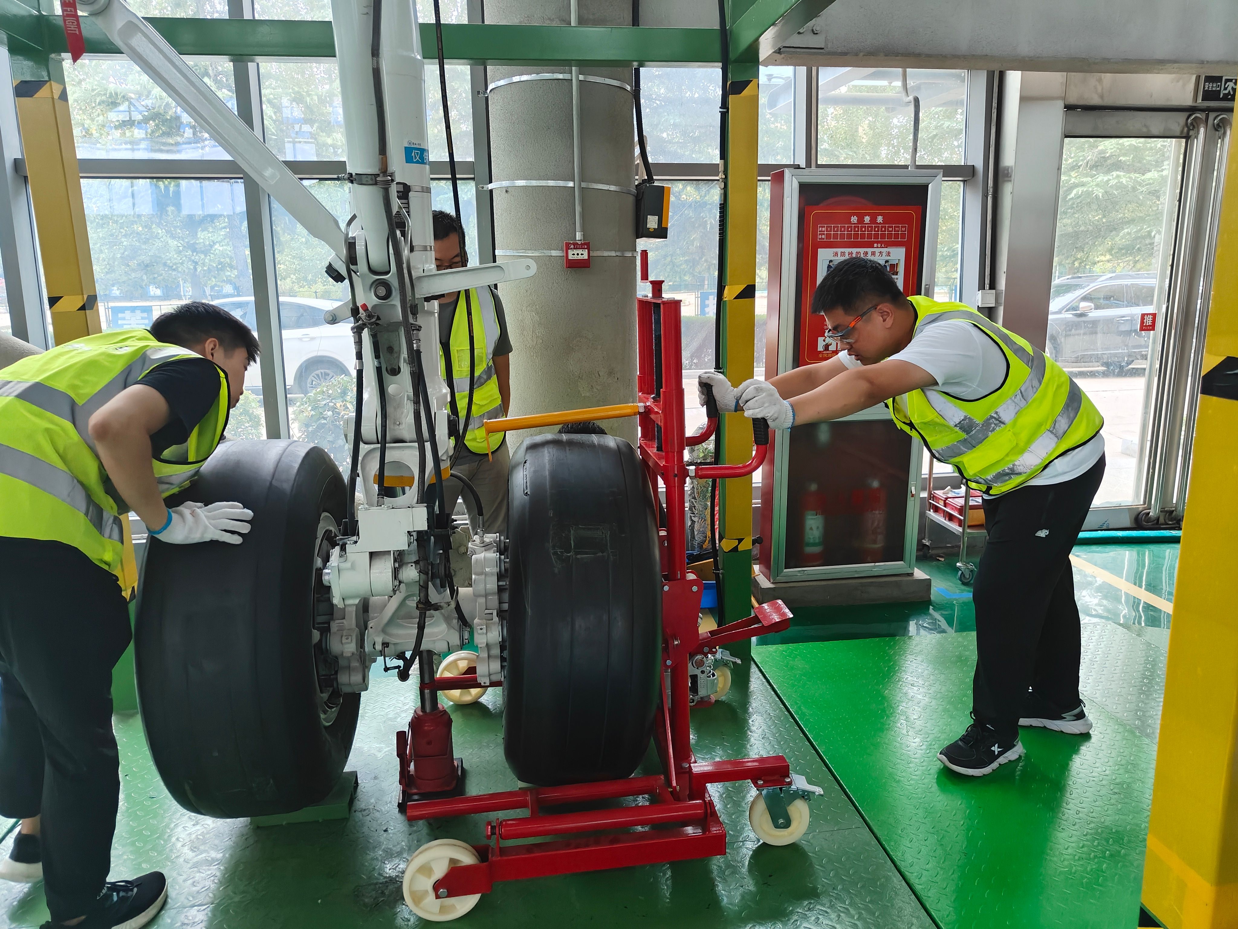 CCAR-147tyc122ccvip飞机维修执照培训机构员工实训2